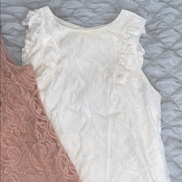 SOLD  Adrianna Papell Top Bundle ⚪️ - Picture 3 of 4